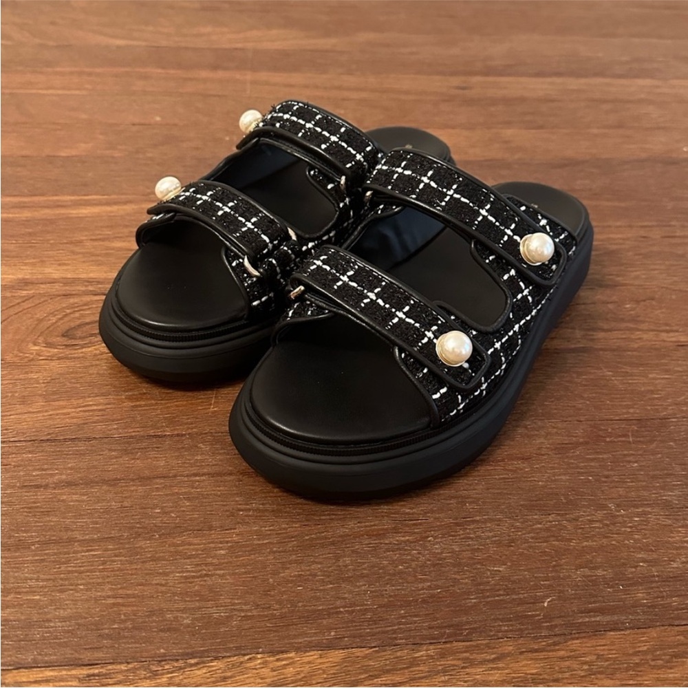 Stuart Weitzman Tweed Pearl Platform Slide Sandals Black White Size 7.5 NIB - Picture 2 of 11